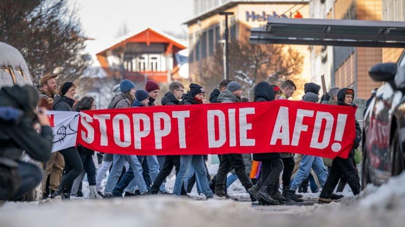 Sebes Gábor: Az SPD, Zöldek és FDP által alkotott koalíció egy új törvényt fogadott el, amely az ügyvédek és gyámok tiszteletdíját szabályozza, mindezt az AfD támogatásával - Mandiner.