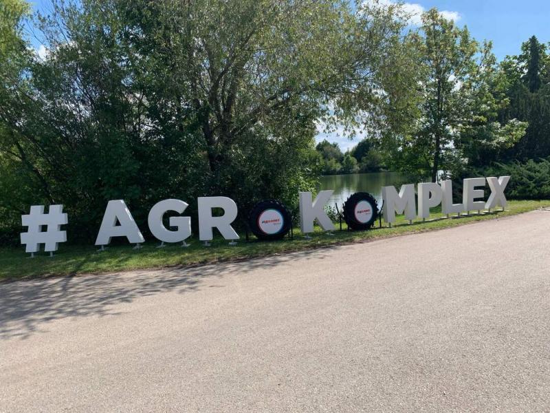 Közel 2700 tenyésztő gyűlt össze a nyitrai állattenyésztési kiállításon, ahol a szakma legjobbjai mutatják be a legújabb trendeket és innovációkat.