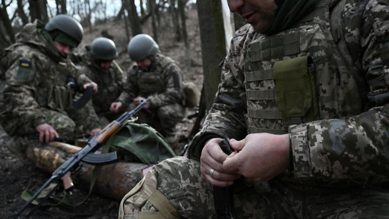 Az ukrán védvonal megingott: az orosz haderő stratégiai fontosságú győzelmet könyvelhetett el - Mandiner