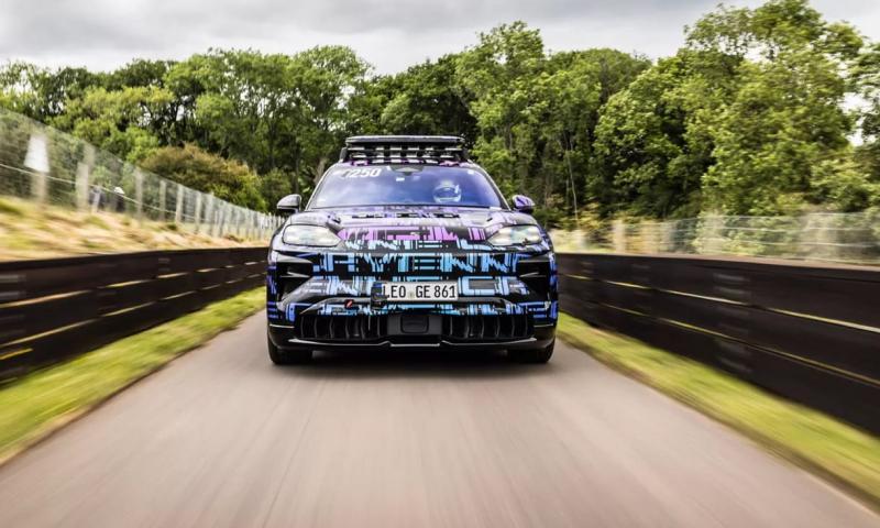 Mielőtt még hivatalosan bemutatásra került volna, az elektromos Porsche Cayenne máris új rekordot állított fel.