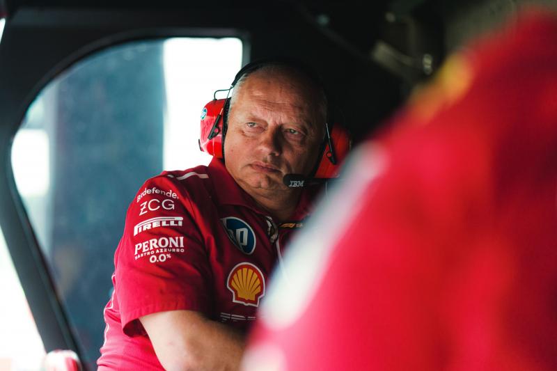 Hivatalos bejelentés: A Ferrari meghosszabbította Frédéric Vasseur csapatfőnökkel kötött szerződését | M4 Sport