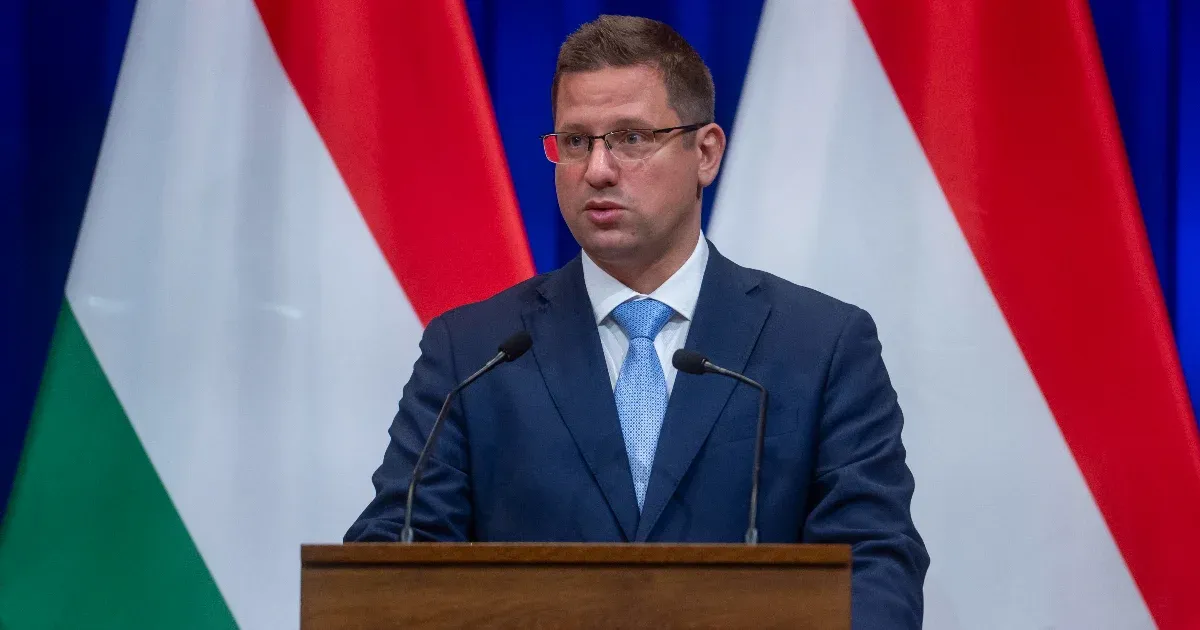 Gulyás Gergely bejelentette, hogy az árrésstopot november 30-ig meghosszabbítják.