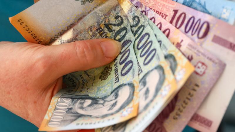 Lenyűgöző információ került napvilágra: ennyivel lett gazdagabb a magyar lakosság! Érzékelhető ez a te pénztárcádban is? - Pénzcentrum