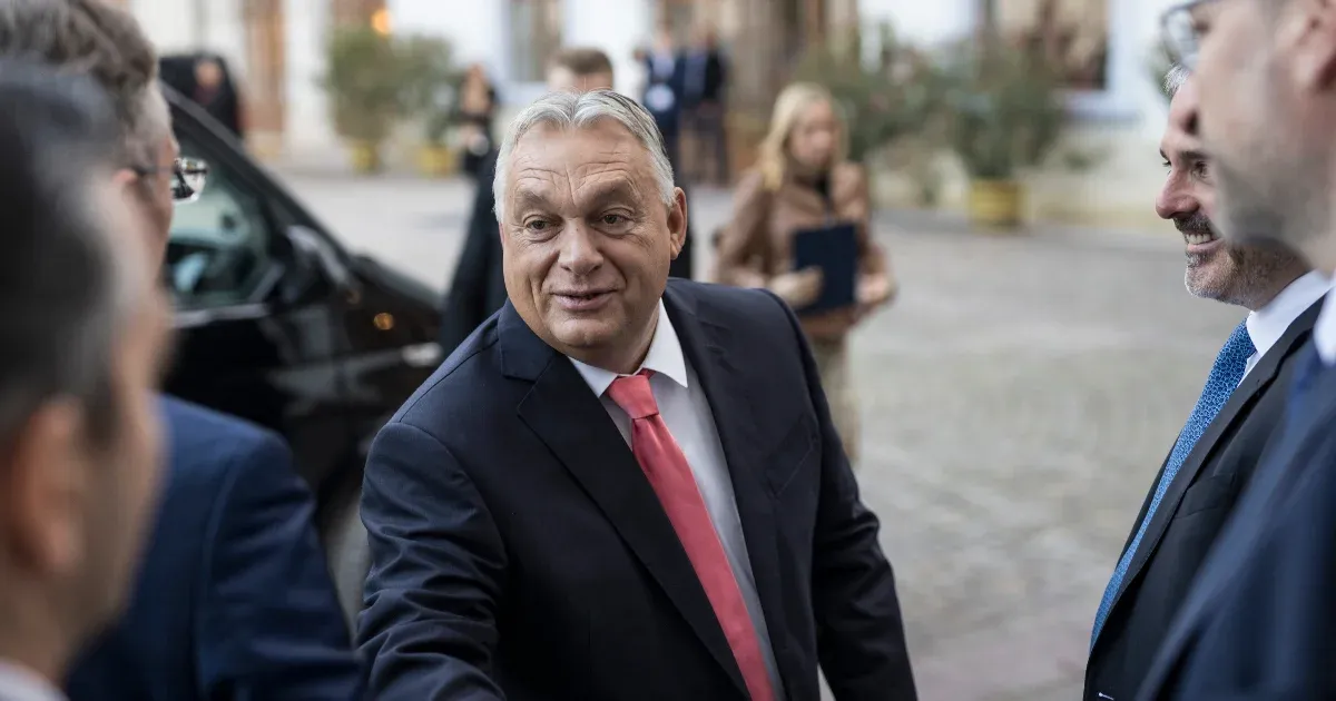 Orbán Viktor Facebook-oldalán nem lehet nyomon követni, hogy kik reagálnak a bejegyzésekre, de valószínű, hogy ennek nem a manipuláció az oka.