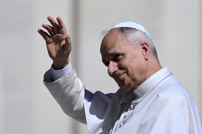 Leó pápa ismét kritikát fogalmazott meg Trump politikájával kapcsolatban, különös figyelmet fordítva a bevándorlókkal szembeni intézkedéseire.