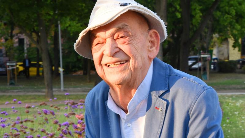 Bodrogi Gyula szívhez szólóan idézi fel Törőcsik Mari iránti érzelmeit, melyek az évek során mély nyomot hagytak benne. A válásukról is őszintén megosztotta gondolatait, reflektálva a közösen átélt pillanatokra és a kapcsolatukra gyakorolt hatásokra.